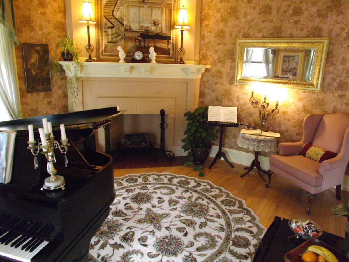 The Patriot House Bed & Breakfast Annville Exterior photo